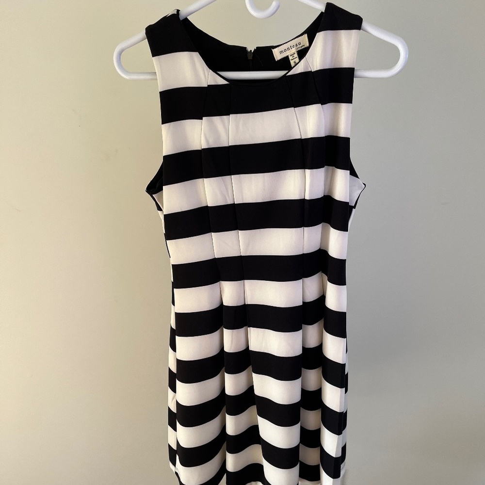 Womens dress size small